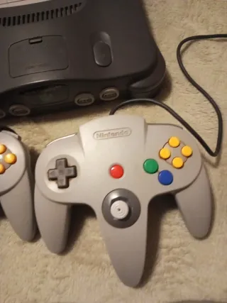 Nintendo 64 Consola + 2 Mandos y 3 Juegos