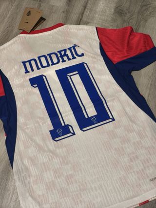 Camisola Croácia Modric 10 Tamanho S