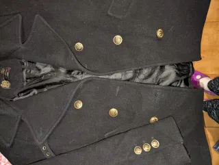 Cappotto Zara nero bottoni oro