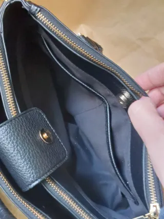 Bolso Parfois Negro asas cortas y bolsillos