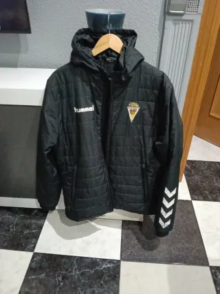 Parka de fútbol Hummel negra
