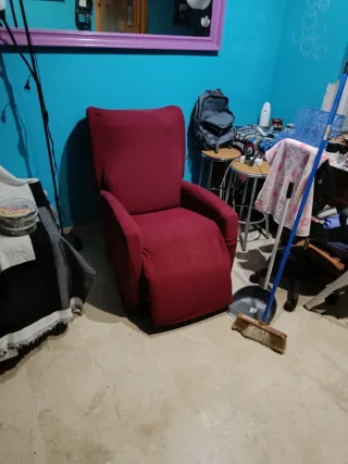 Sofá Reclinable con Apoyapiés