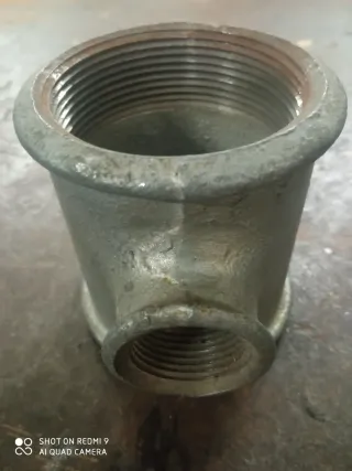 Te reducida galvanizada 2 x 3/4 x 2