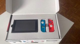 Nintendo Switch Azul y Rojo