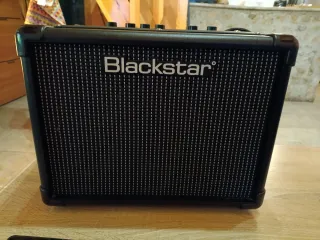 Amplificador Guitarra Blackstar ID:CORE 10