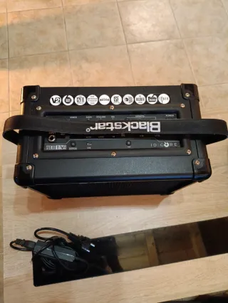 Amplificador Guitarra Blackstar ID:CORE 10