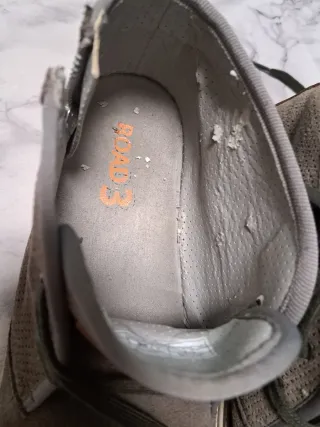 Scarponcini grigi con zip