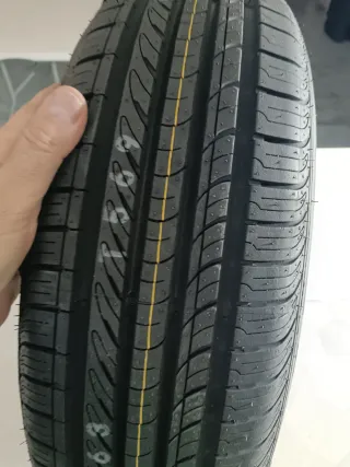 Neumático Roadstone Eurovis HP02 185/65 R14 86H