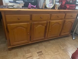 Mueble aparador de madera