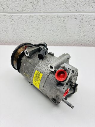 Compresor aire acondicionado Ford Kuga FV4119D629DB