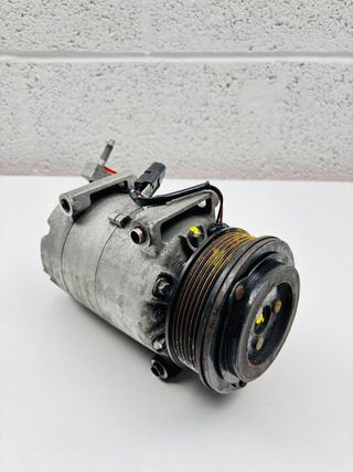 Compresor aire acondicionado Ford Kuga FV4119D629DB