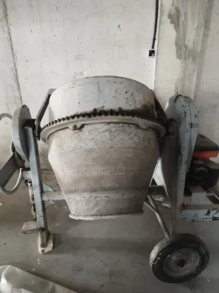 Hormigonera gasolina grande