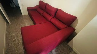Sofá seminuevo chaise longue granate