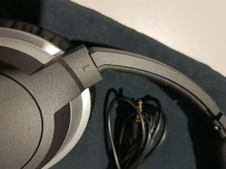 Auriculares Bose Negros y Plateados