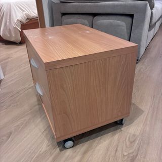 Mesilla cajonera con ruedas