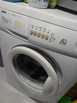 Lavadora Zanussi