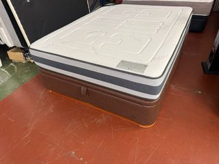 CANAPE Y COLCHON DIOIM VISCO 150x190