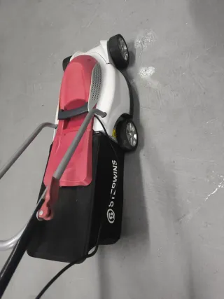 Cortacésped Eléctrico Blanco y Rojo