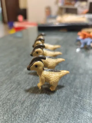 Figura Dinosaurio Naturoons Huevo Kinder