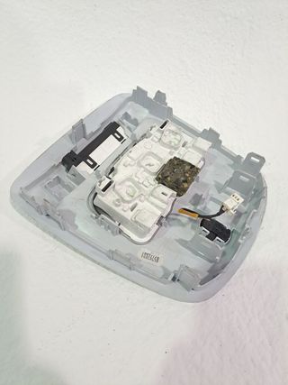 LUZ INTERIOR PEUGEOT 308 (10)