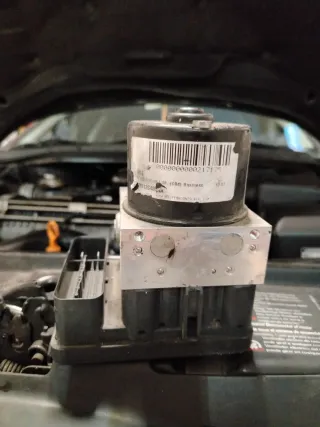 Centralita ABS Ford Focus