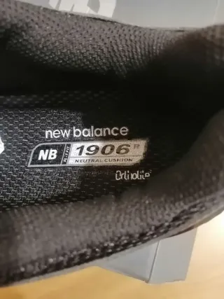 Scarpa uomo New Balance M1906 Nera