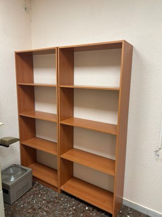 Estantería y escritorio oficina madera