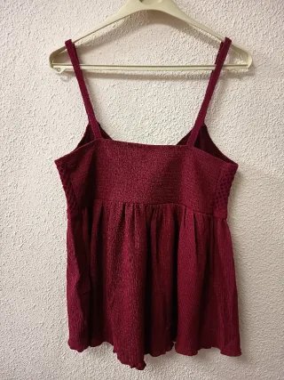 Stradivarius Camiseta Tirantes Roja