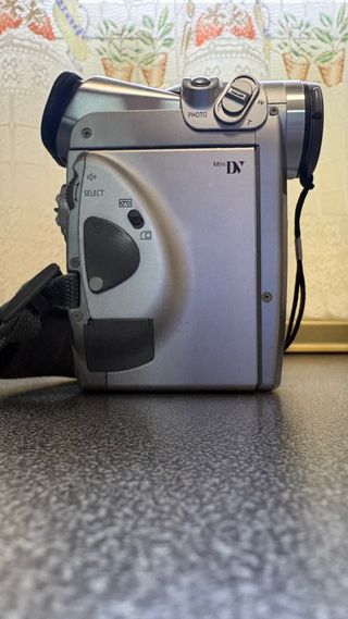 Videocámara Canon MV6i MC Digital