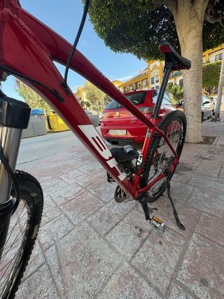 Bicicleta Roja + Accesorios