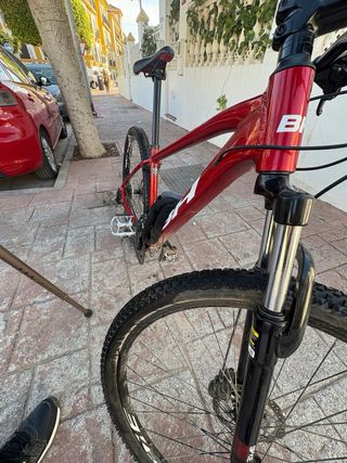 Bicicleta Roja + Accesorios
