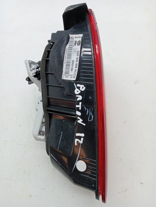 PILOTO TRASERO IZQUIERDO INTERIOR VOLKSWAGEN GOLF VI VARIANT (2)