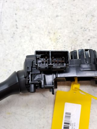 MANDO MULTIFUNCION TOYOTA VERSO-S