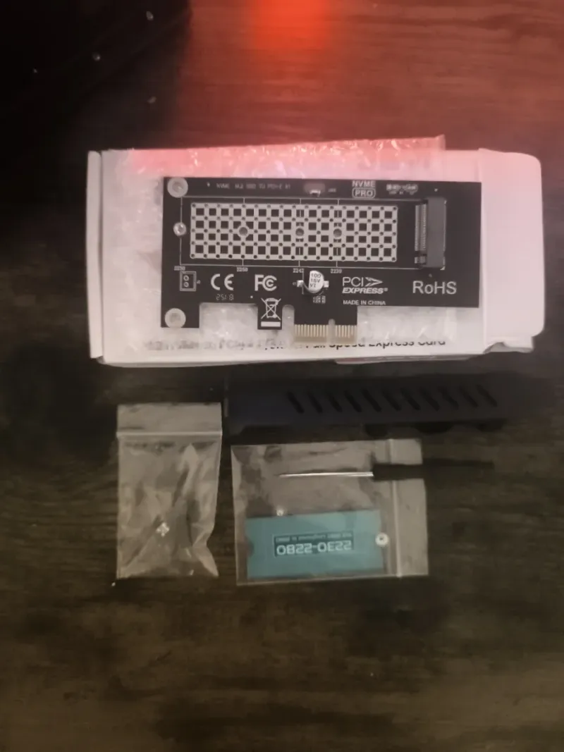 Adaptador SSD NVMe M.2 PCIe + alargador nmve
