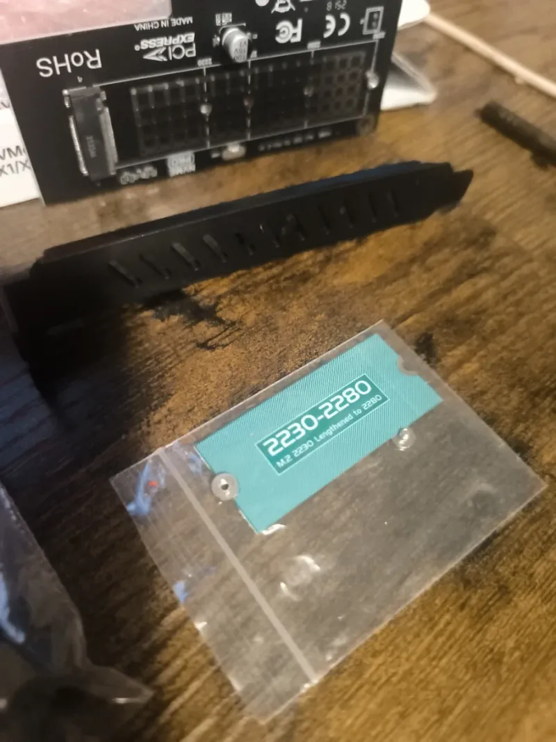 Adaptador SSD NVMe M.2 PCIe + alargador nmve afbeelding 6