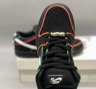 Nike SB Dunk Low Bronx Girls Skate 42,5