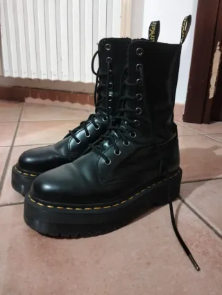 Dr. Martens Stivali Neri Taglia 38