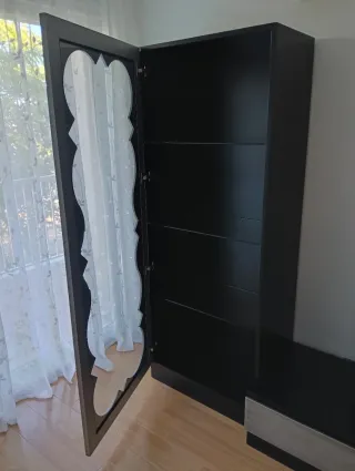 Muebles comedor: librería, vitrina y mueble TV