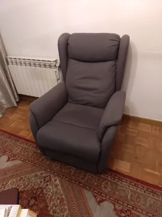 Sillón reclinable eléctrico gris