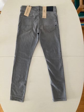 Scotch & Soda Skim. Pantalón vaquero gris. W31 L32