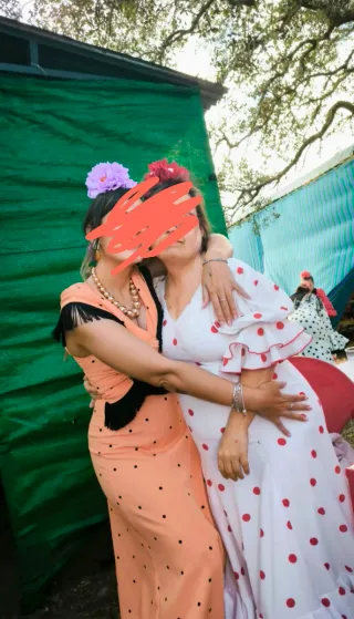 Traje de gitana naranja.