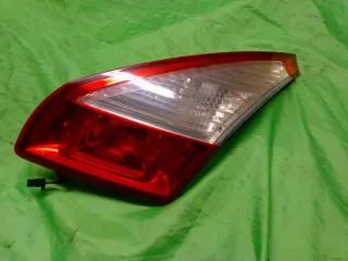 Piloto trasero derecho Megane 3