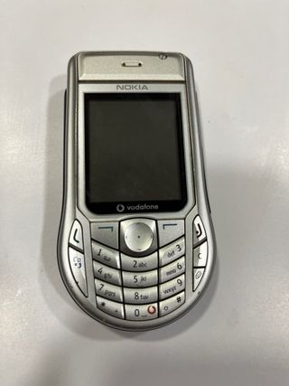 Móvil Nokia 6630 Plata