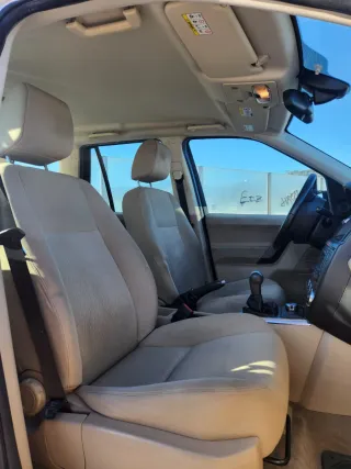 Land Rover Freelander 2012