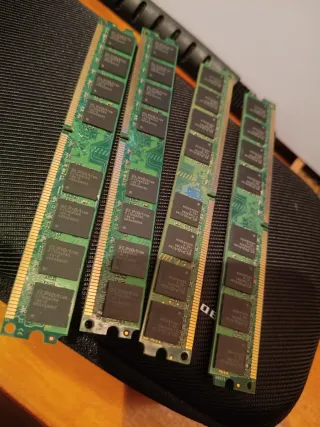 4x Memoria RAM DDR2 2GB VKLC PC2-6400