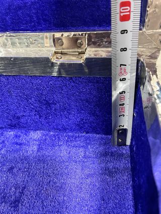 Joyero plateado con adornos elefante