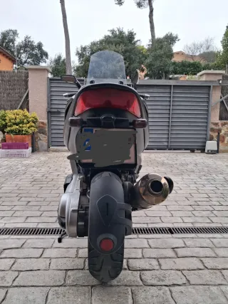 Gilera Nexus 500i 2006 Maxi Scooter