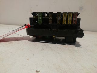 CAJA RELES / FUSIBLES PEUGEOT 206 BERLINA