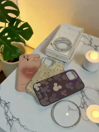 iPhone 15 Rosa 128GB + Fundas