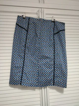 Falda estampada rombos azul y blanco